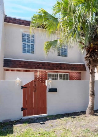 Photo of Listing #F10515111