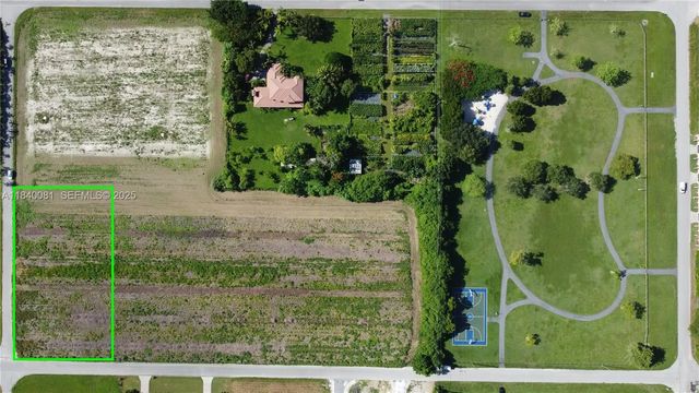 240 Sw St 213 Place, Homestead