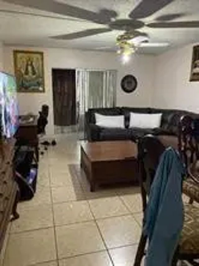 5 of 7 - 4881 Nw 22nd Street #4a, Fort Lauderdale, FL