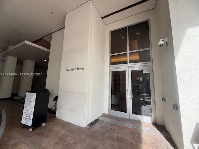 3 of 21 - 1050 Brickell Avenue #1602, Miami, FL