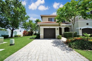 Photo of Listing #F10514744