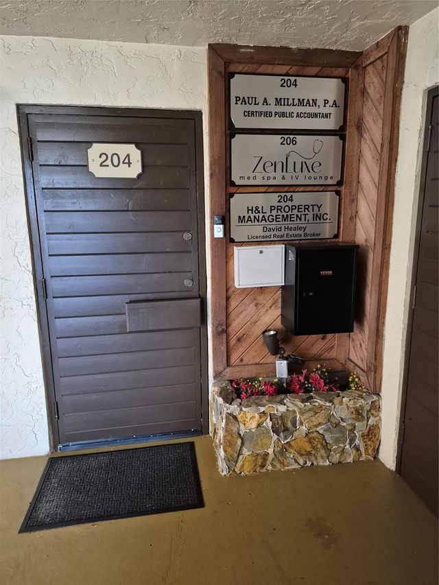 4 of 18 - 1881 N University Drive #205, Coral Springs, FL