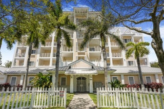 Photo of Listing #R11107586