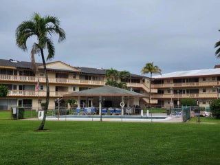 Photo of Listing #F10514824