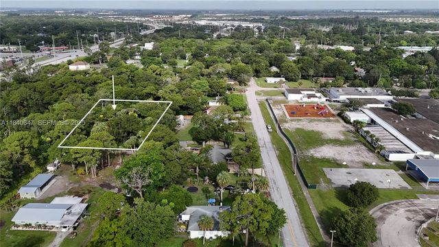 3 of 17 - 1 Tennessee Avenue, Fort Pierce, FL
