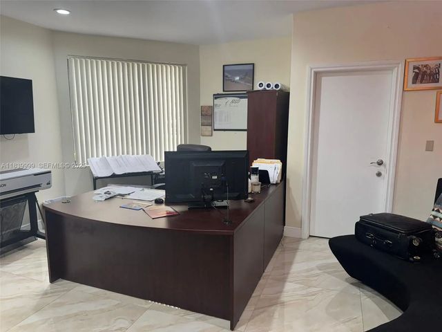 3 of 10 - 5300 Nw 12th Avenue #12, Fort Lauderdale, FL