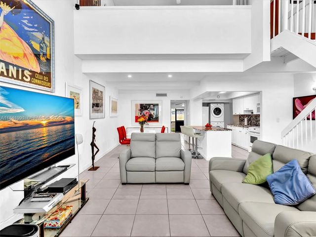 2 of 54 - 19200 Ne 25th Avenue #323c, Miami, FL