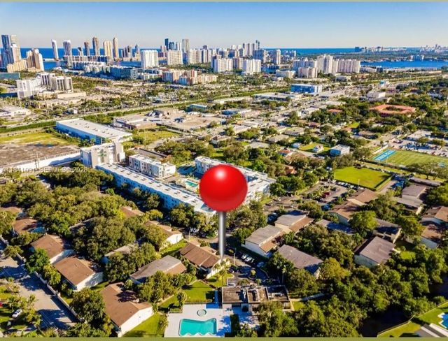4 of 54 - 19200 Ne 25th Avenue #323c, Miami, FL