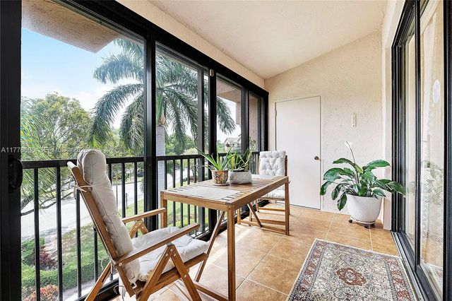 3 of 54 - 4101 E Coral Tree Circle #313, Coconut Creek, FL