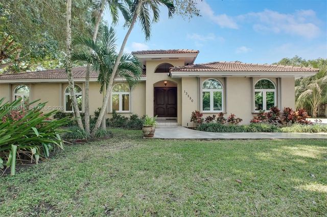 13550 Sw 82nd Avenue, Pinecrest