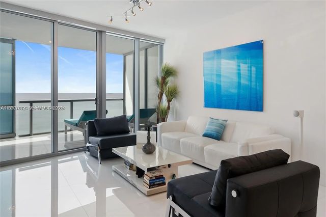 4 of 24 - 17121 Collins Avenue #1703, Sunny Isles Beach, FL