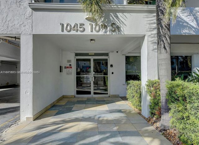 2 of 22 - 1045 10th Street #907, Miami Beach, FL
