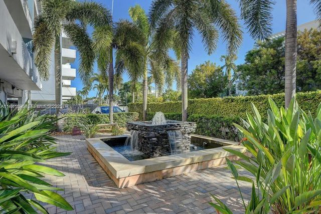 4 of 22 - 1045 10th Street #907, Miami Beach, FL