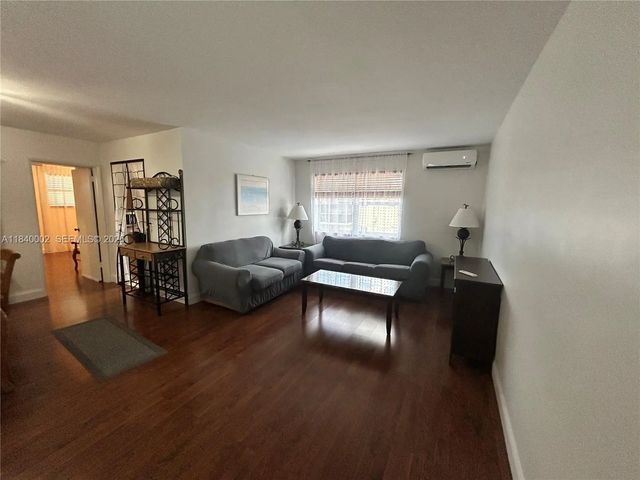 2 of 17 - 1717 Rodman Street #15, Hollywood, FL