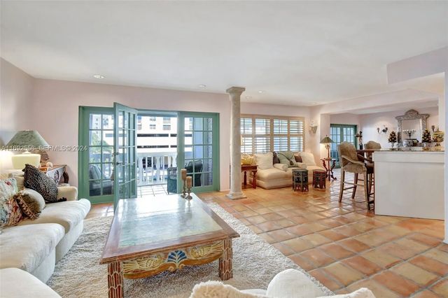 450 Paradise Isle Boulevard #307 & 308, Hallandale Beach