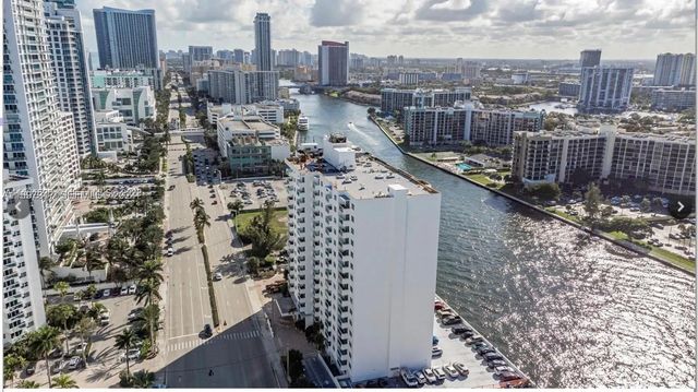 3000 S Ocean Drive #1012, Hollywood