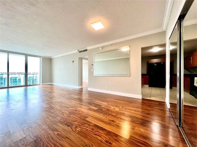 3 of 20 - 3000 S Ocean Drive #1012, Hollywood, FL