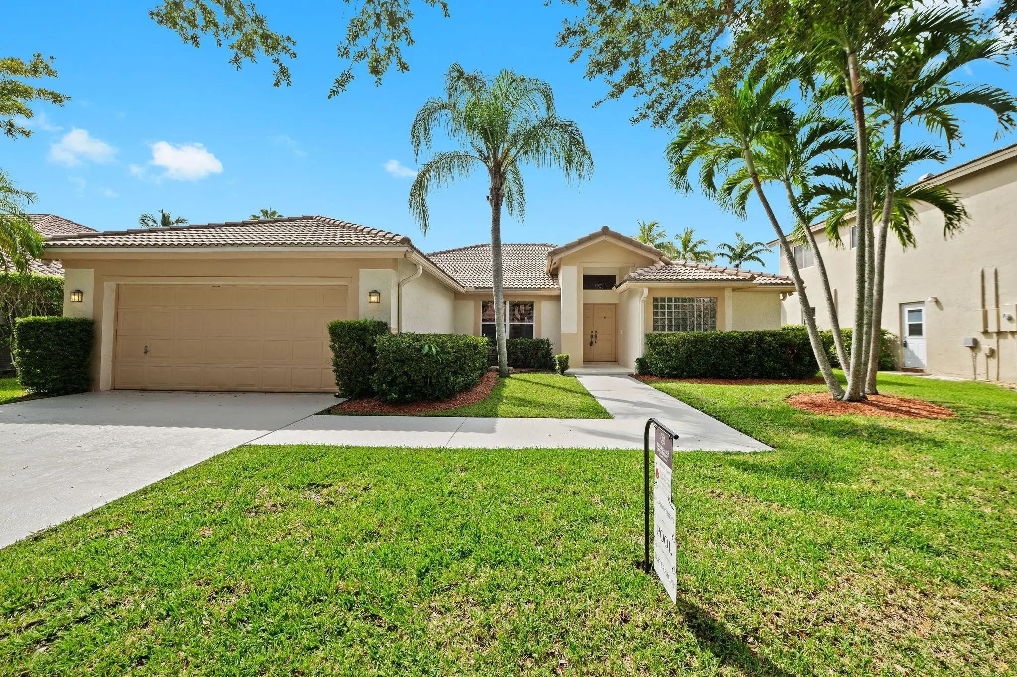 1110 Fairfax Lane, Weston