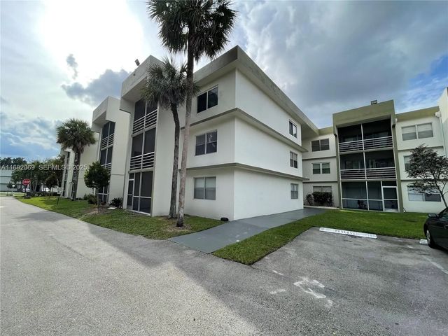 4255 N University Drive #201, Sunrise
