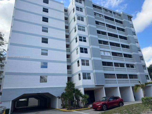 2 of 12 - 3301 Spanish Moss Terrace #415, Lauderhill, FL