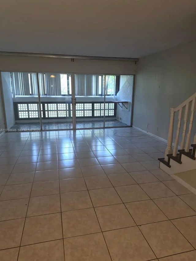 4 of 12 - 3301 Spanish Moss Terrace #415, Lauderhill, FL