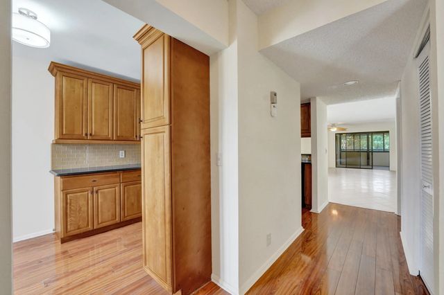 5 of 60 - 5306 Cedar Lake Drive #201, Boynton Beach, FL