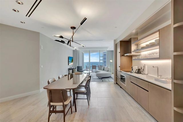 5 of 37 - 525 N Fort Lauderdale Beach Boulevard #1607, Fort Lauderdale, FL