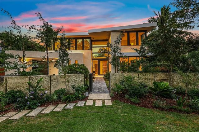 2 of 23 - 3860 Little Avenue, Miami, FL