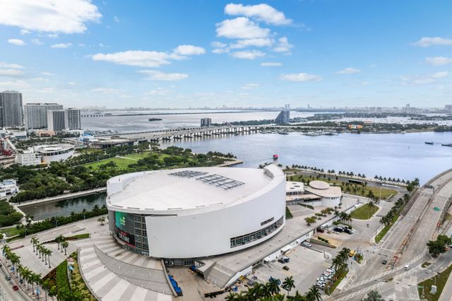 5 of 32 - 601 Ne 1st Avenue Ne #2906, Miami, FL
