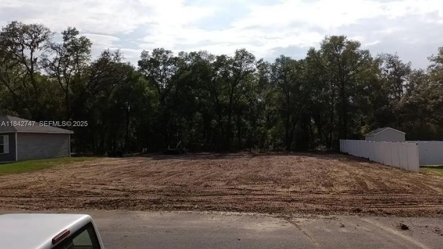 2 of 2 - 207 Locus Pass Loop, , FL