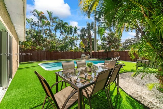 5 of 33 - 2708 Cleveland Street, Hollywood, FL