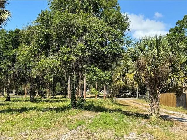 4 of 6 - 0 Magnolia Avenue, LaBelle, FL