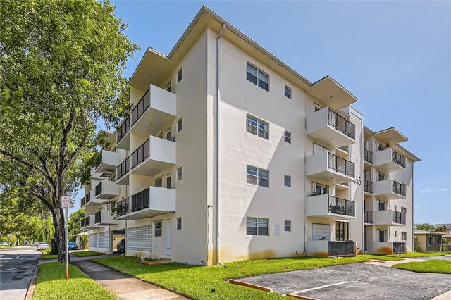 1855 Plunkett Street #406, Hollywood