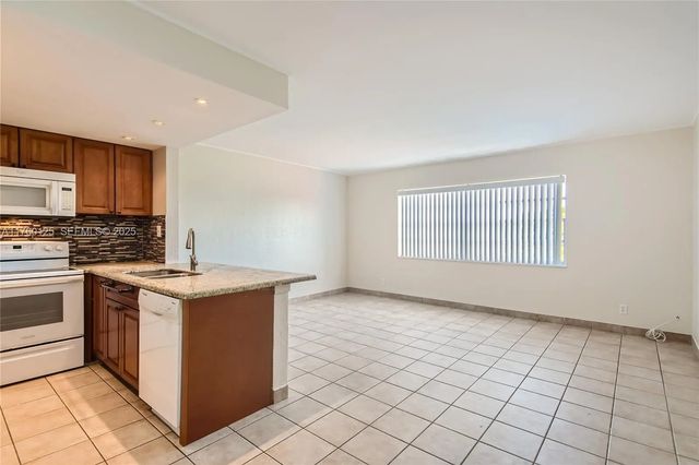 4 of 11 - 1855 Plunkett Street #406, Hollywood, FL
