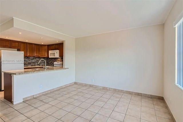 5 of 11 - 1855 Plunkett Street #406, Hollywood, FL