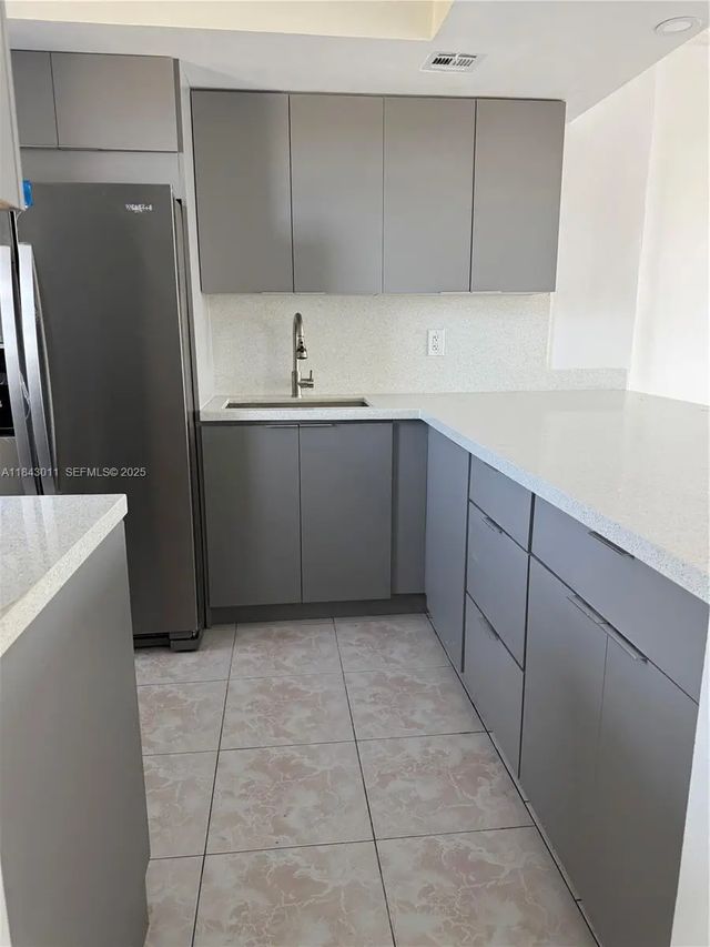 4 of 18 - 1333 E Hallandale Beach Boulevard #444, Hallandale Beach, FL