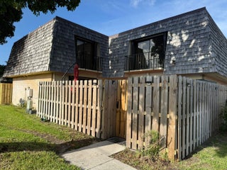 Photo of Listing #R11108805