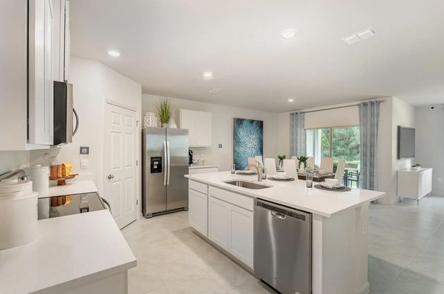 5 of 28 - 2234 Sw Heathwood Circle, Port St. Lucie, FL