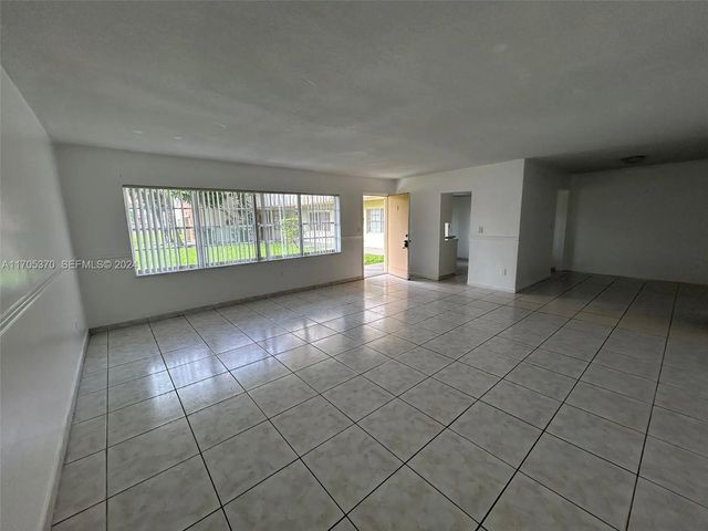 3 of 22 - 11855 Ne 19th Drive #8, North Miami, FL