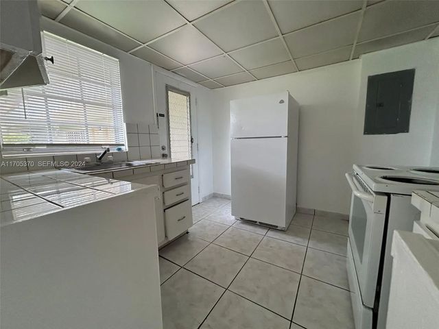 4 of 22 - 11855 Ne 19th Drive #8, North Miami, FL