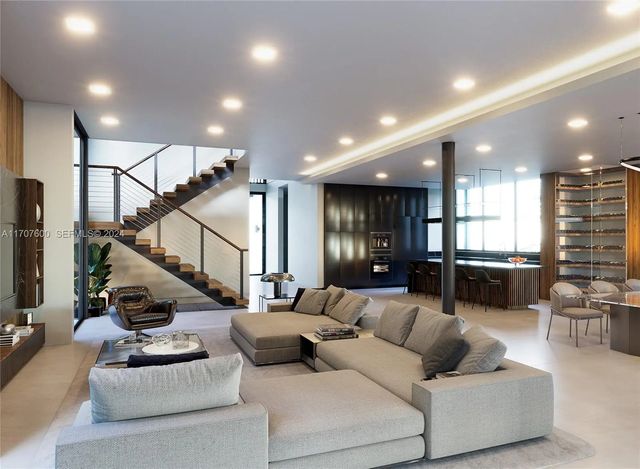 5 of 10 - 707 Ne 76 Street, Miami, FL