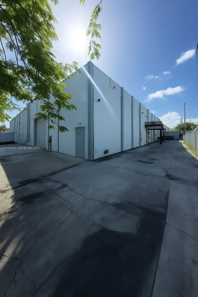 3 of 8 - 4201 Nw 37th Court #3728, Hialeah, FL