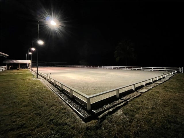 Photo of Listing #F10515681