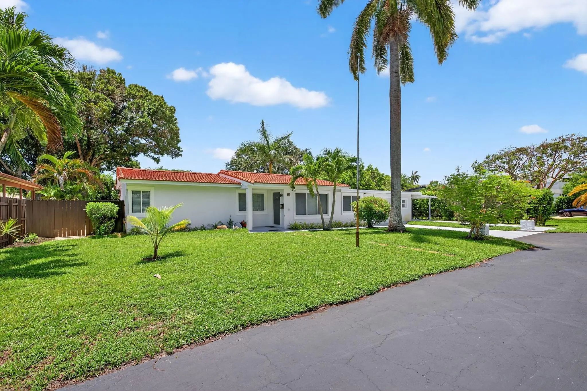 316 Nw 24th Street, Wilton Manors