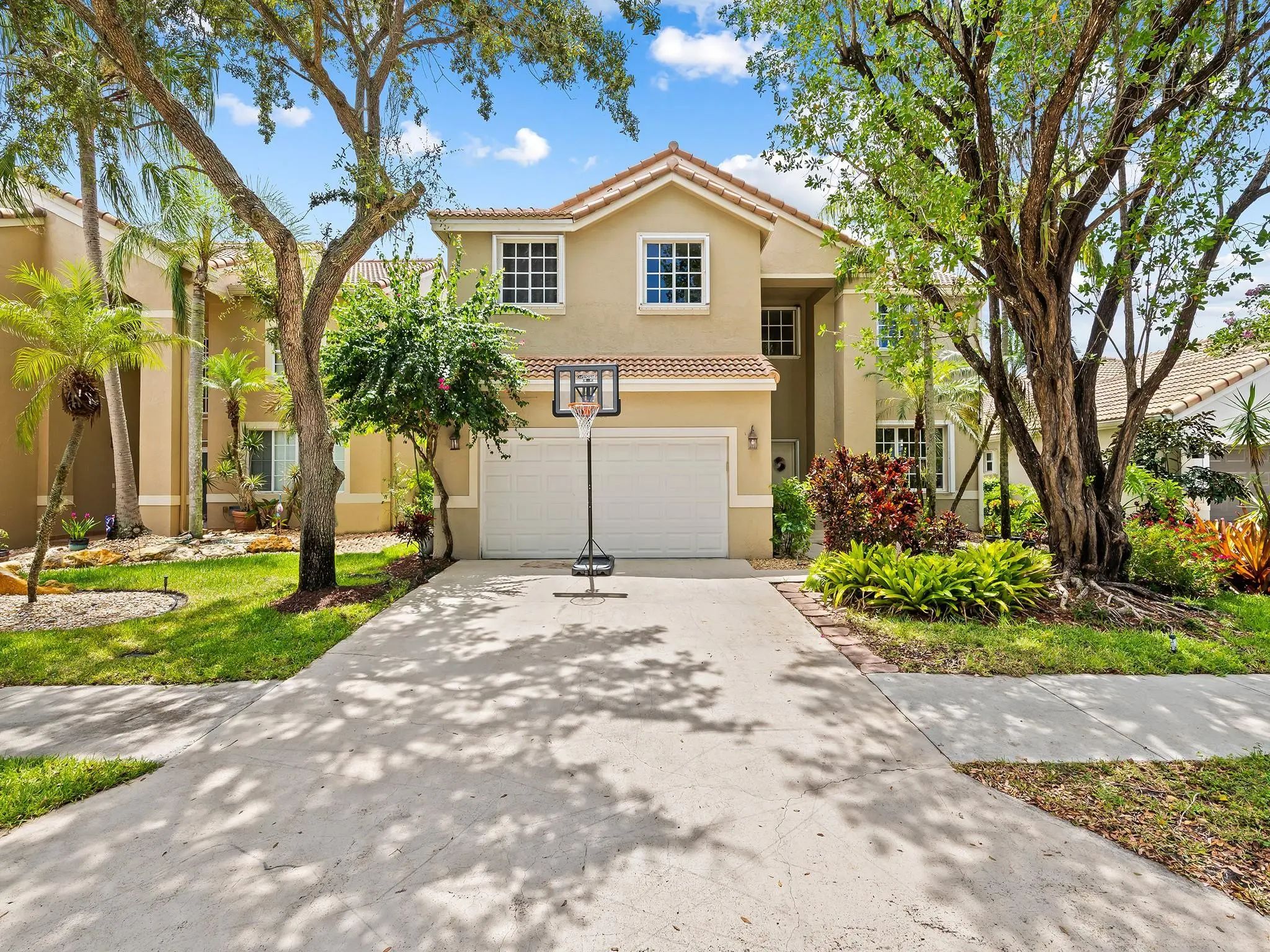 301 Cameron Drive, Weston