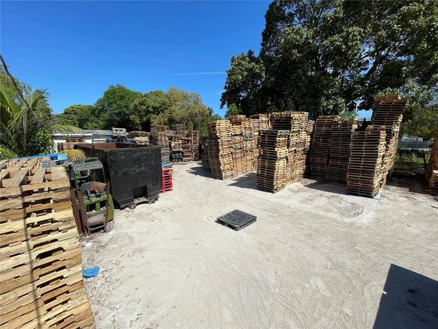 4 of 15 - 3013 Nw 54th Street, Miami, FL