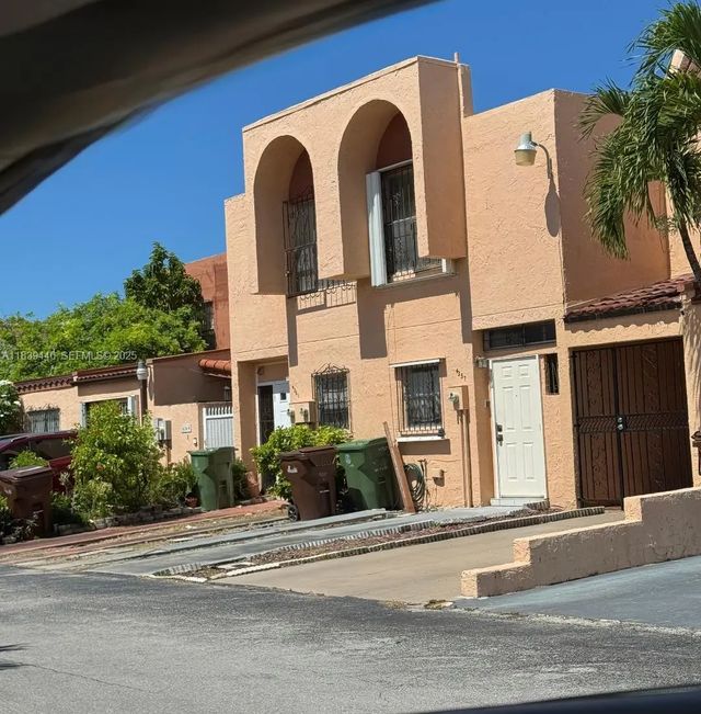 1180 W 42nd Place #1, Hialeah