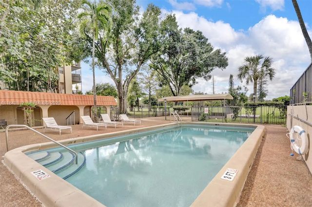 3 of 24 - 6361 N Falls Cir Drive #209, Lauderhill, FL