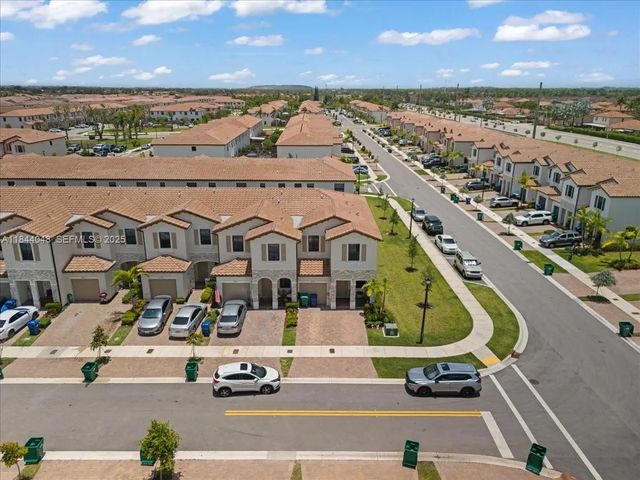 2 of 27 - 24717 Sw 119th Place, Homestead, FL