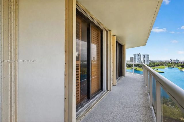 3 of 42 - 20185 E Country Club Drive #1406, Aventura, FL